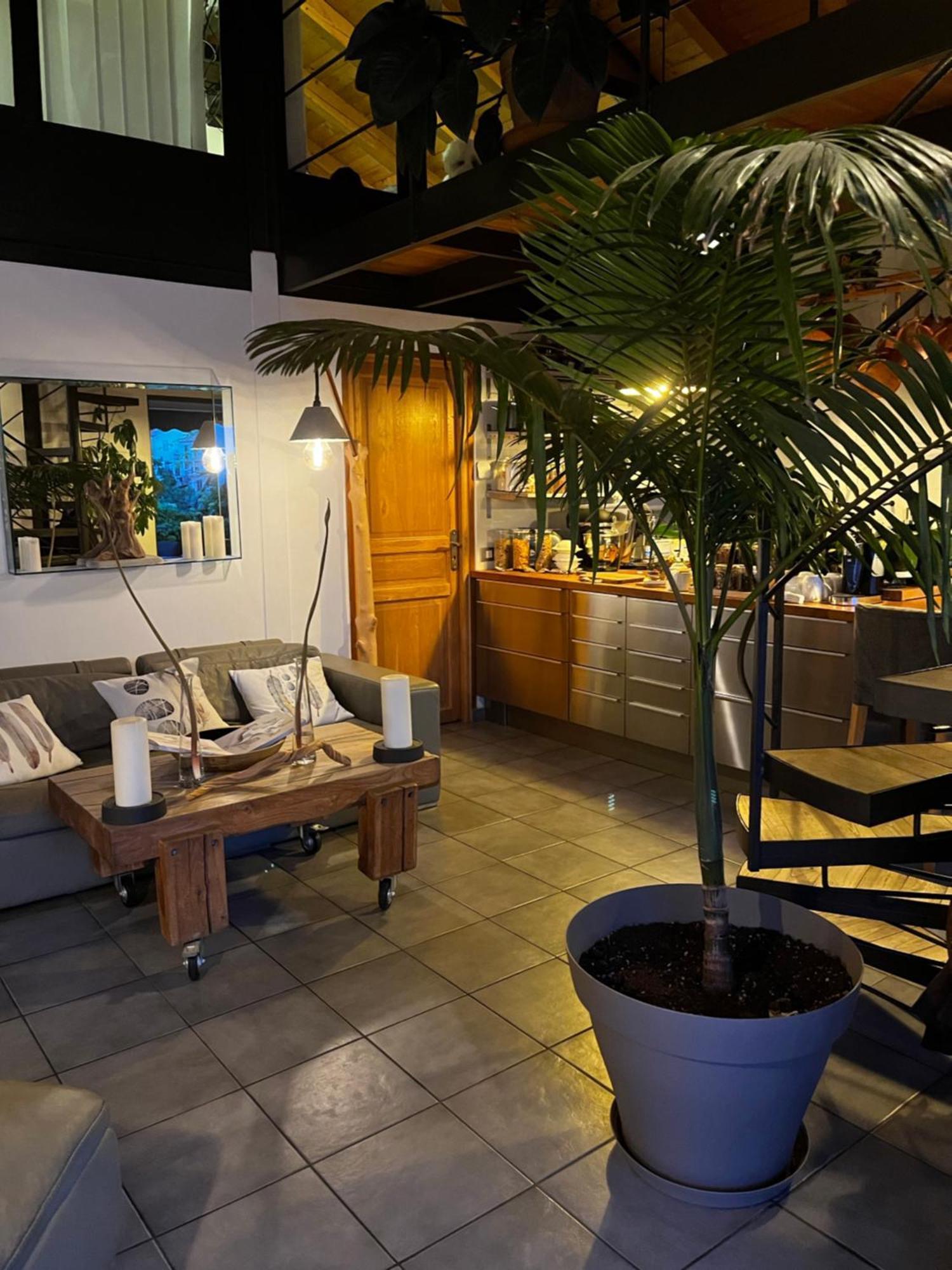Skylark Bed & Breakfast Γκρας Εξωτερικό φωτογραφία